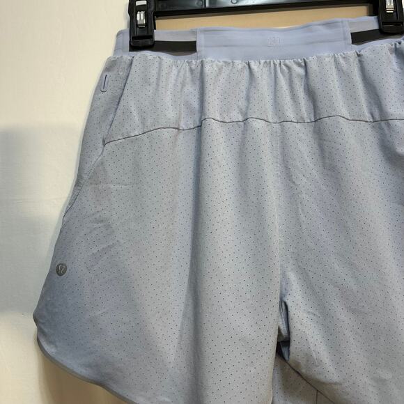 Lululemon Women’s Blue Lined Running Shorts Size M Lightweight Athletic - Picture 5 of 10